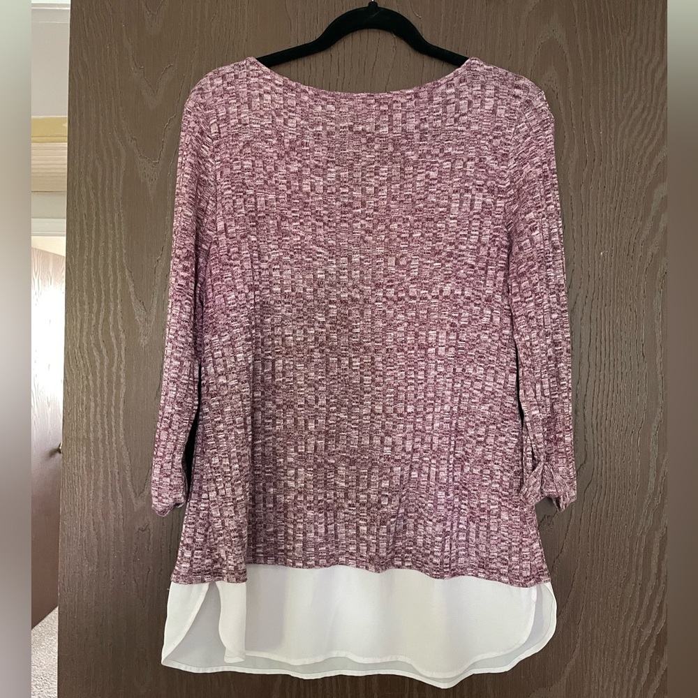 3/4 length Top - Picture 2 of 2